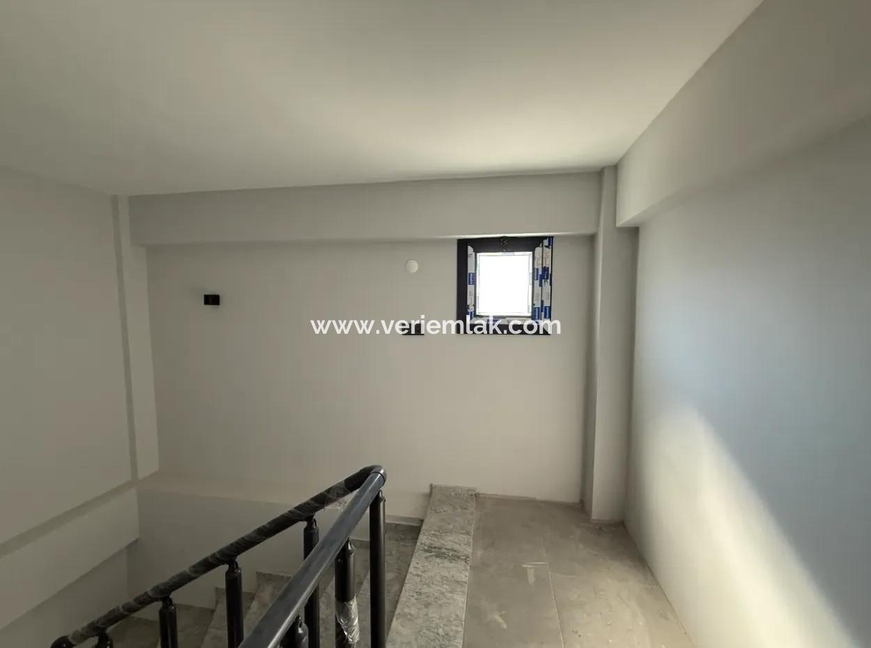 Centrally Location Villa For Sale In Seferihisar Çolakibrahimbey Neighborhood