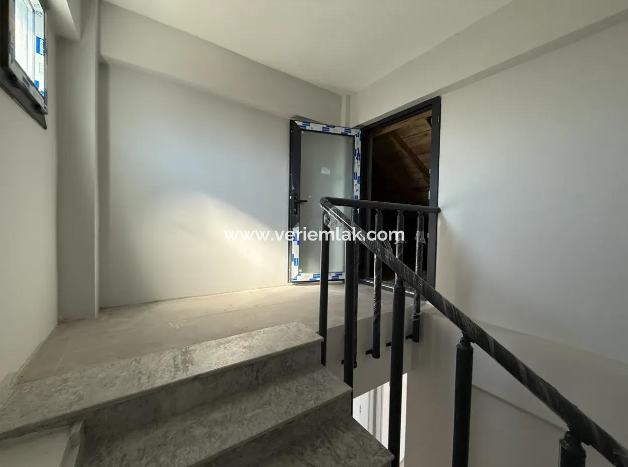 Centrally Location Villa For Sale In Seferihisar Çolakibrahimbey Neighborhood
