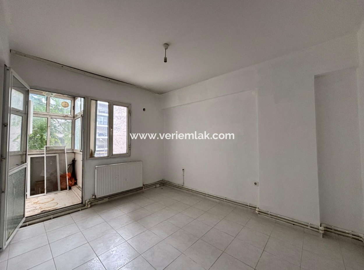 2Nd Floor 3 1 Workplace For Rent With Combined Elevator In Alsancak Cyprus Martyrs!