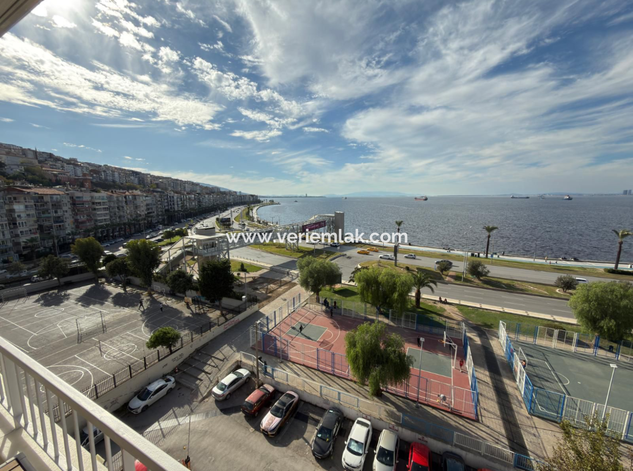 Fully Renovated Mezzanine Mansion Flat With 4 1 Parking Lot In Karataş
