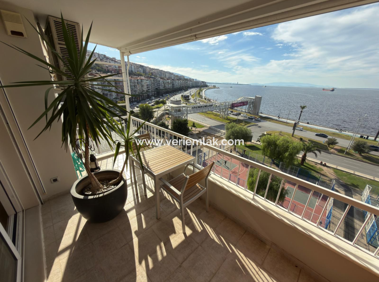 Fully Renovated Mezzanine Mansion Flat With 4 1 Parking Lot In Karataş