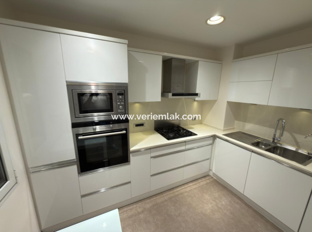 Fully Renovated Mezzanine Mansion Flat With 4 1 Parking Lot In Karataş