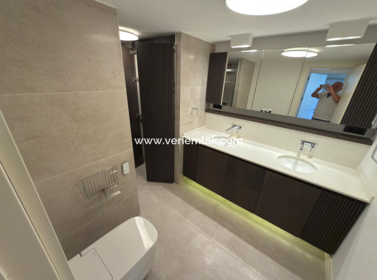 Fully Renovated Mezzanine Mansion Flat With 4 1 Parking Lot In Karataş