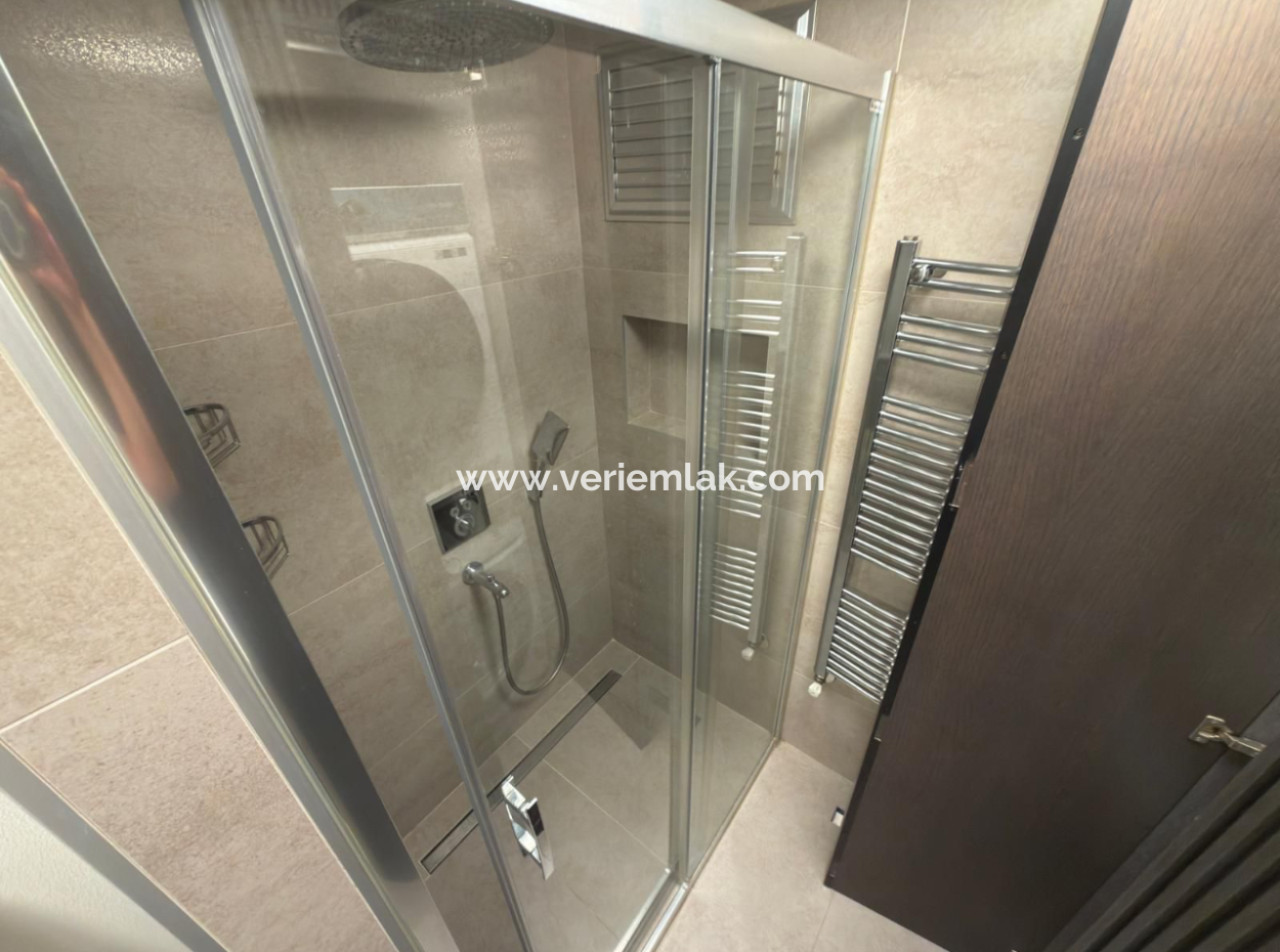 Fully Renovated Mezzanine Mansion Flat With 4 1 Parking Lot In Karataş