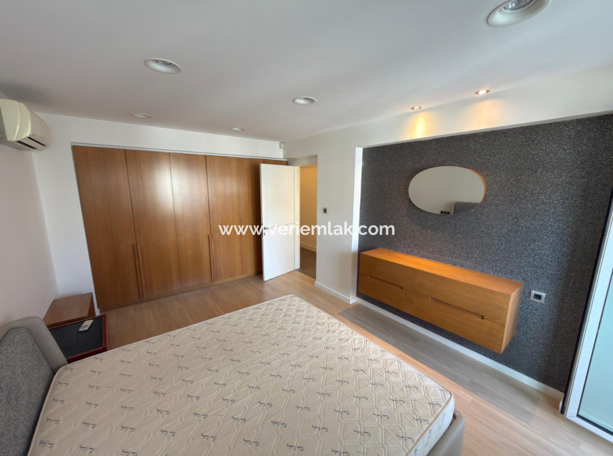 Fully Renovated Mezzanine Mansion Flat With 4 1 Parking Lot In Karataş