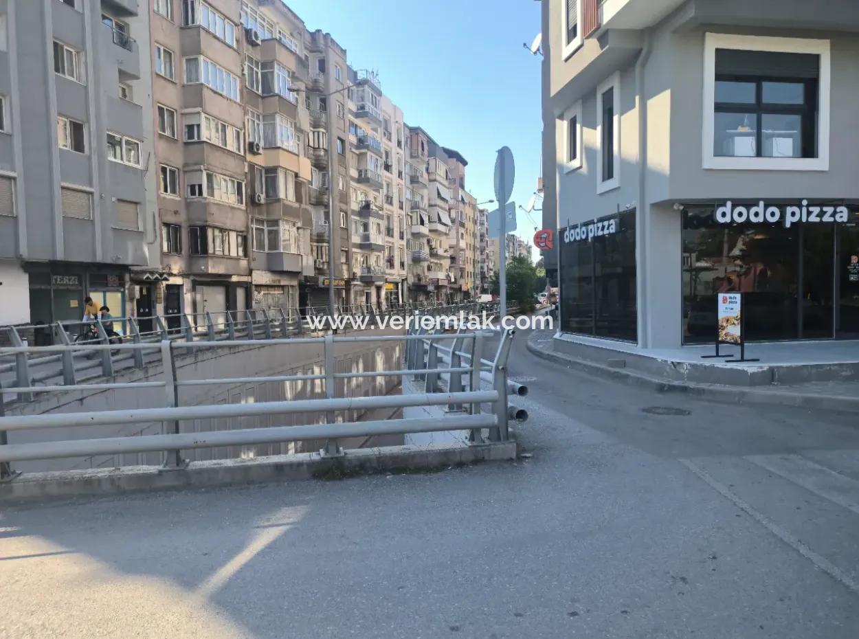 Attractive Shop For Sale For Investment – İzmir Konak / Kahramanlar / Akıncılar Street Above