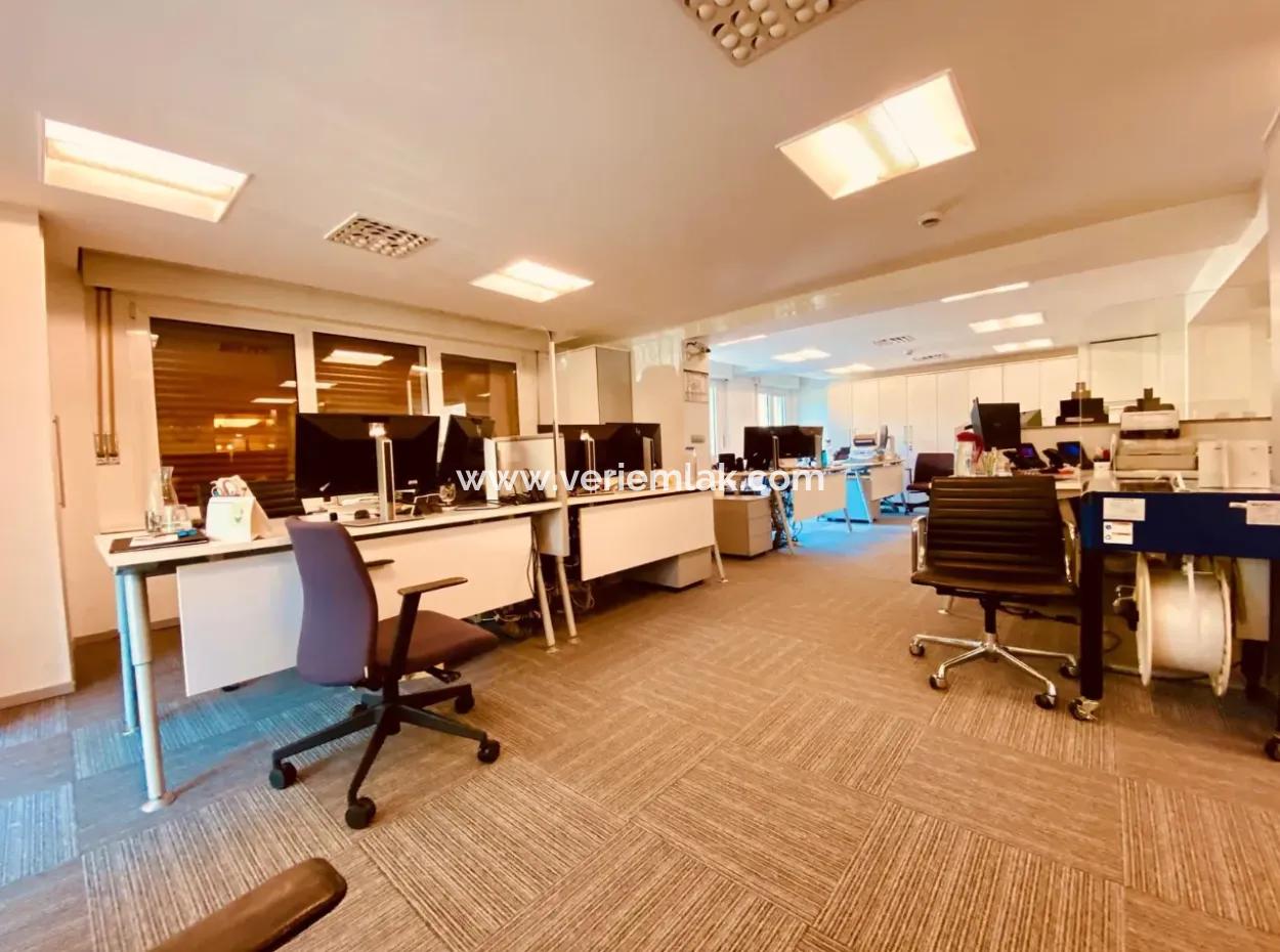 250 M² Prestigious Workplace For Rent On Alsancak Vasif Çinar Boulevard