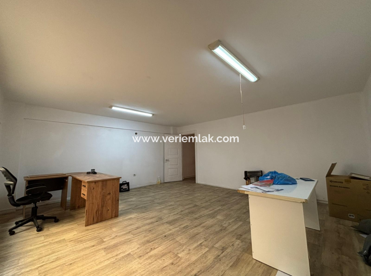 Alsancak Cyprus Martyrs 1.Floor 100M2 1 1 Office/Office For Rent