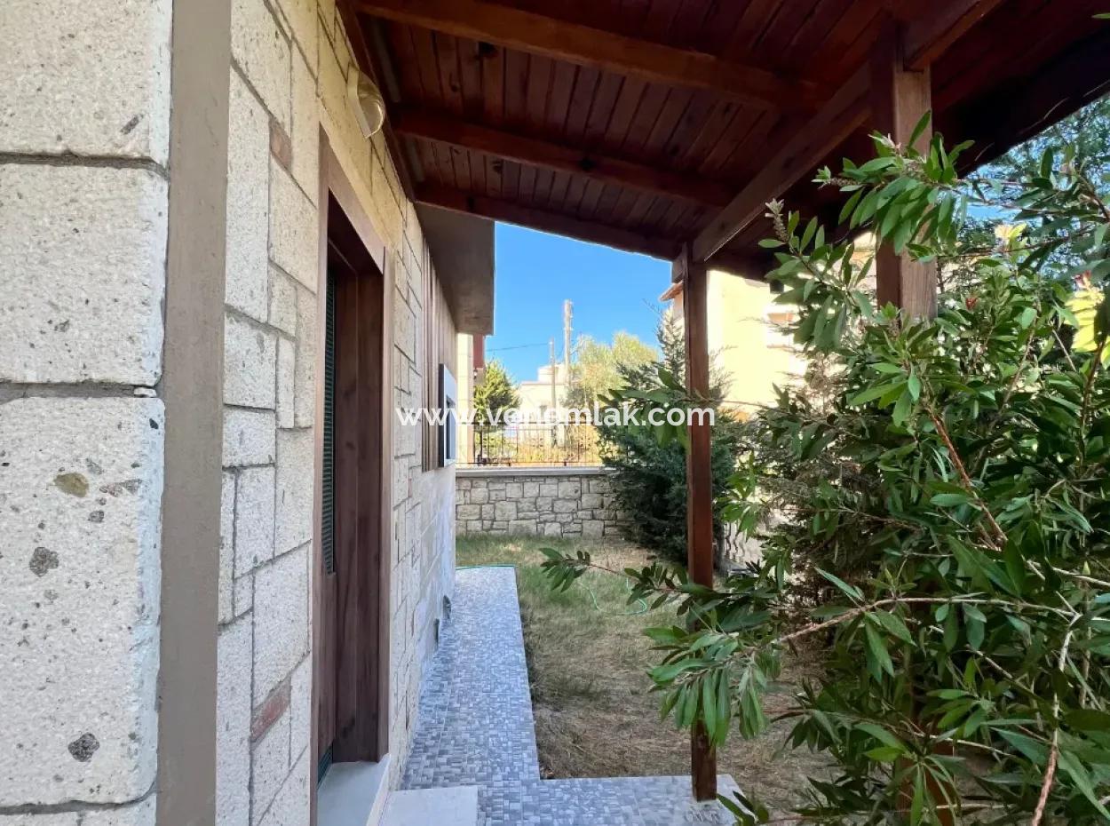 Fully Detached 4 1 Sea View Villa In Seferihisar Akarca – Elmastaş Area