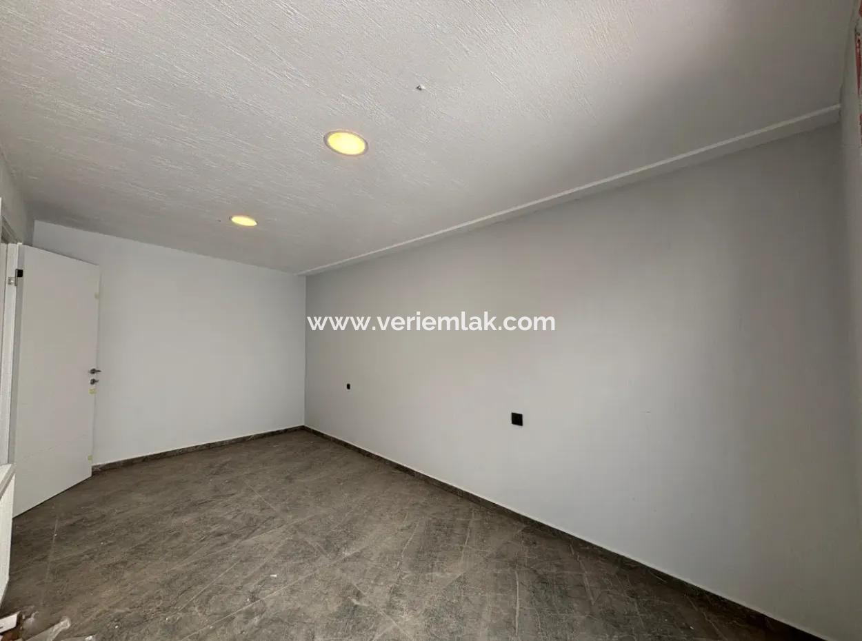 2 1 Flat For Rent With Garden Use And Warehouse In Seferihisar Gözsüzler