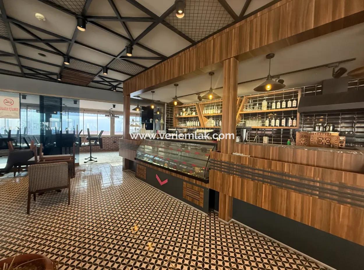 Full-Floor Cafe For Sublease In Seferihisar City Center