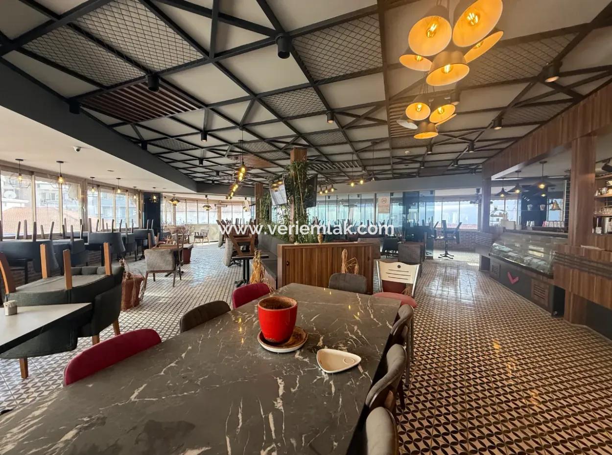 Full-Floor Cafe For Sublease In Seferihisar City Center