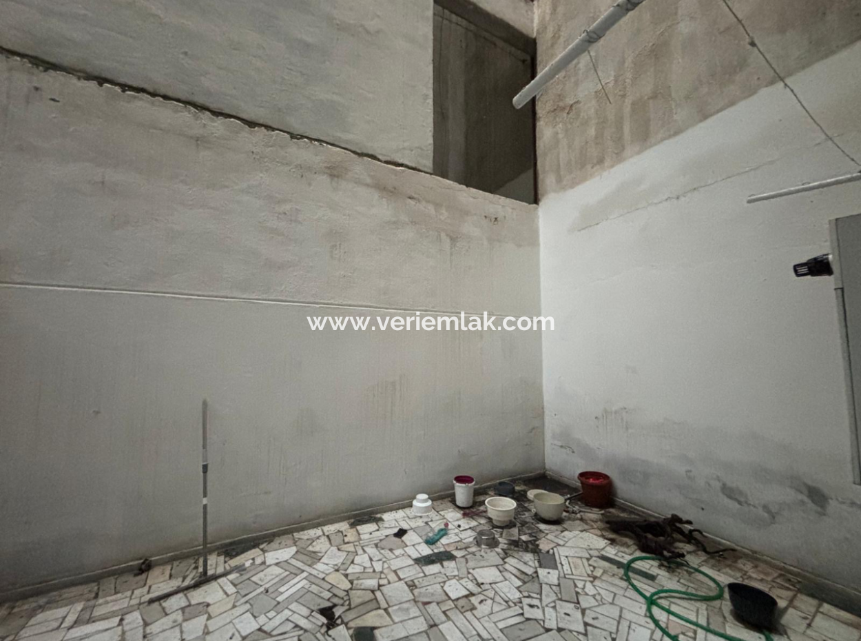 2 1 Combi Duplex Flat For Rent Near Alsancak Trt!