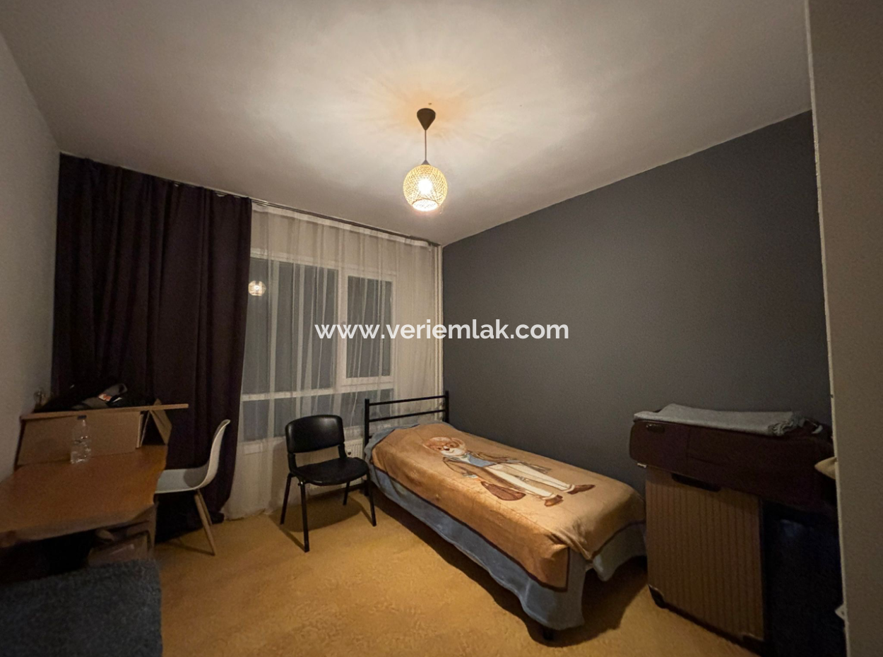 Alsancak Dünyagöz Opposite Furnished 3 1 130 M2 2. Floor Apartment For Rent!