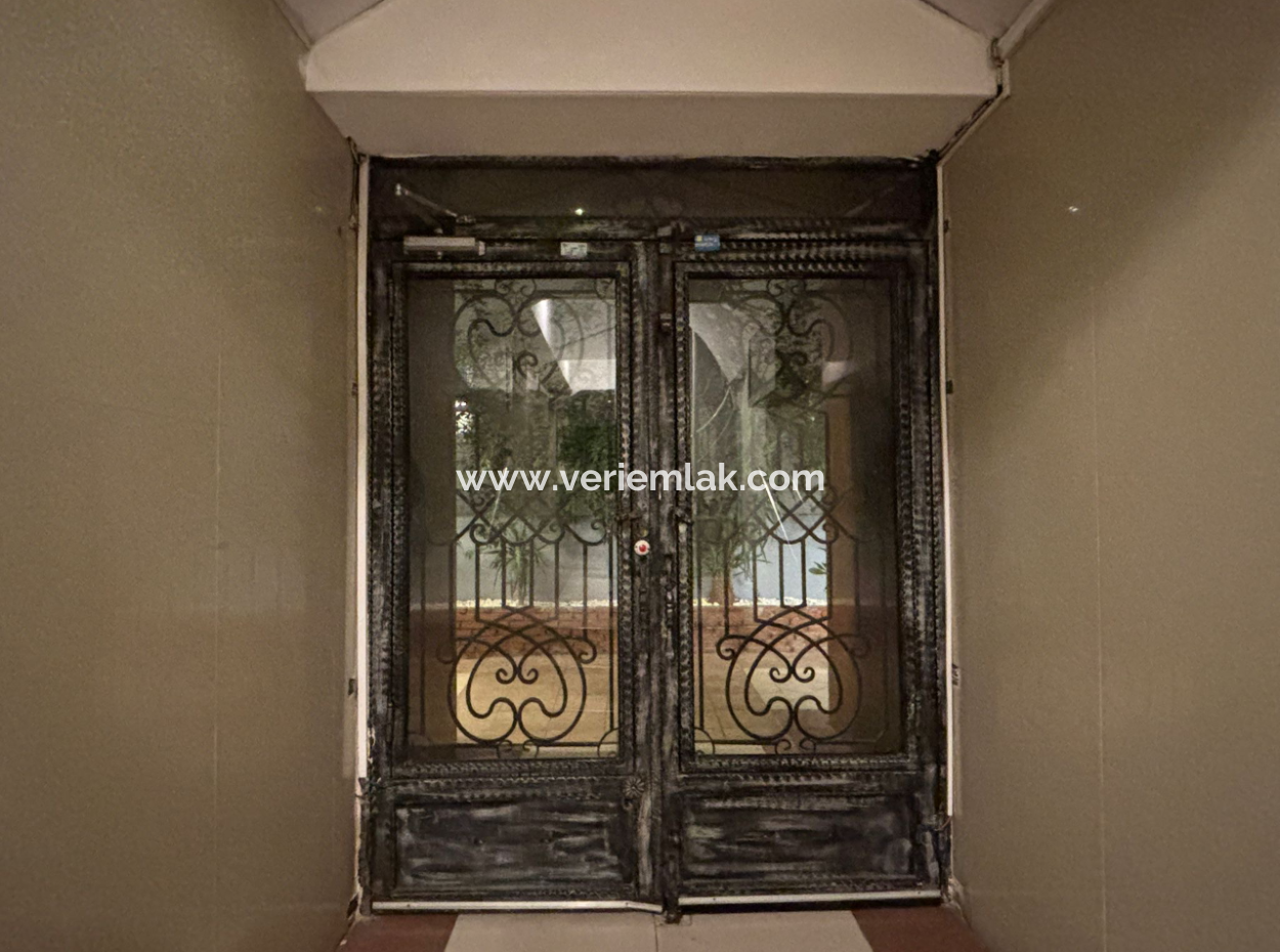 Alsancak Dünyagöz Opposite Furnished 3 1 130 M2 2. Floor Apartment For Rent!