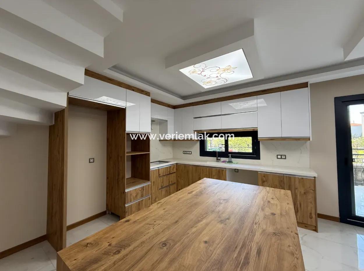 3 1 Villas Suitable For Investment And Residence In Seferihisar Hidirlik Neighborhood