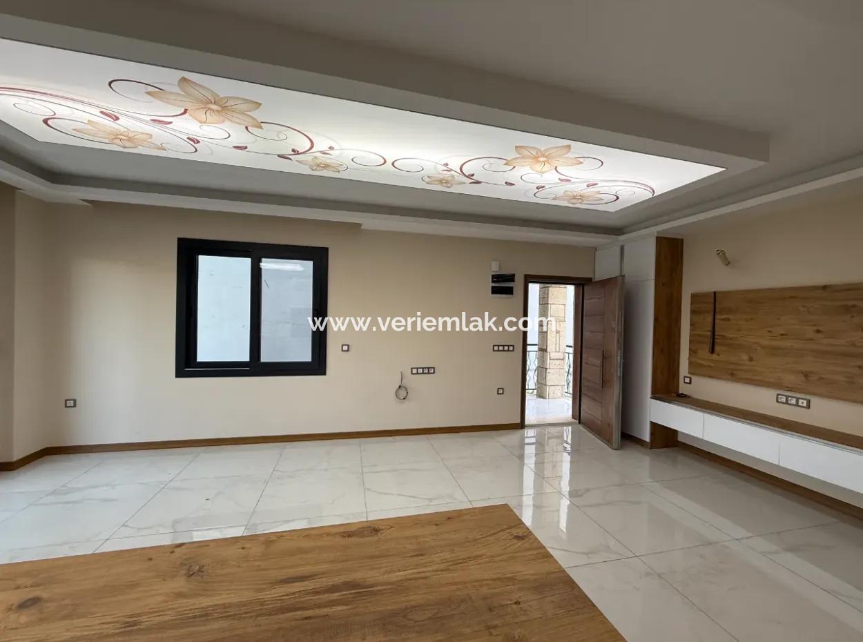 3 1 Villas Suitable For Investment And Residence In Seferihisar Hidirlik Neighborhood