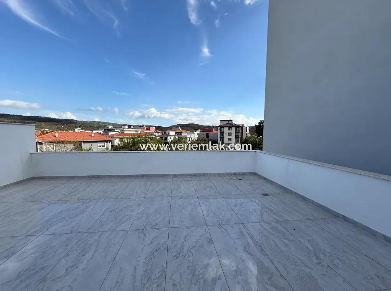 3 1 Villas Suitable For Investment And Residence In Seferihisar Hidirlik Neighborhood