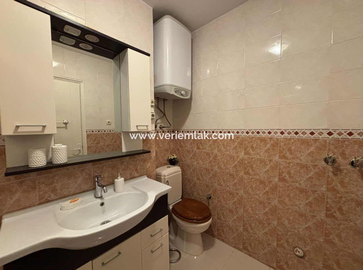 3 1 Furnished Flat For Rent With Parking In Alsancak Cultural District