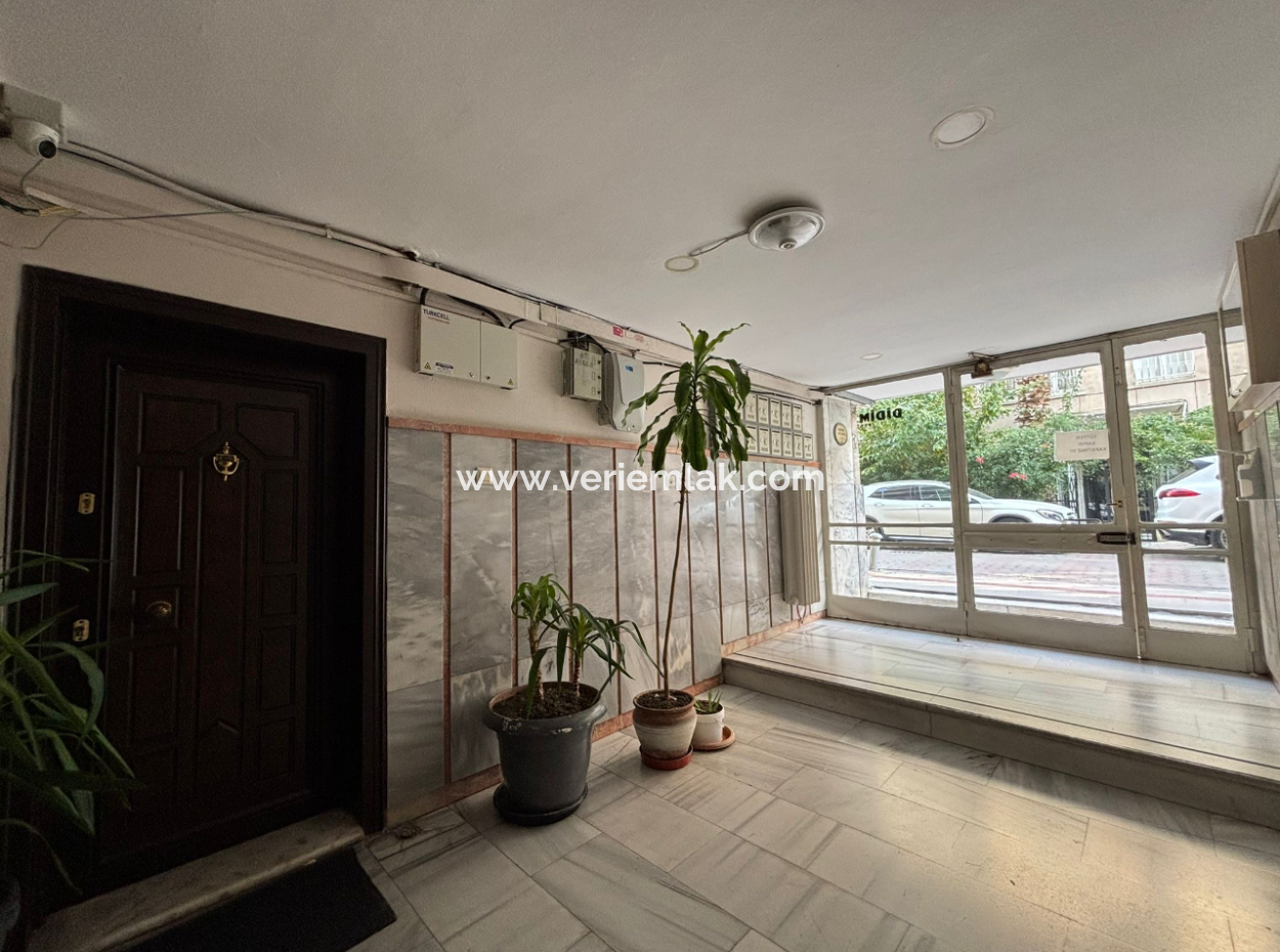 3 1 Furnished Flat For Rent With Parking In Alsancak Cultural District