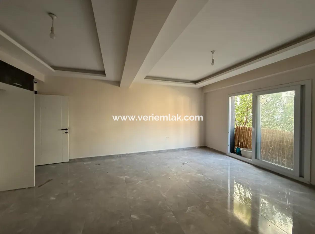 Duplex Flat For Rent With Underfloor Heating And Terrace In Seferihisar City Center