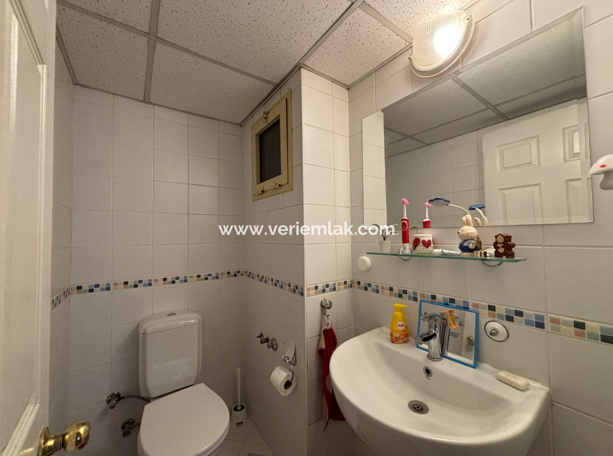 Flat For Sale With Parking Lot In 3Rd Floor 3 1 Genç Building On Alsancak Dutlu Street!