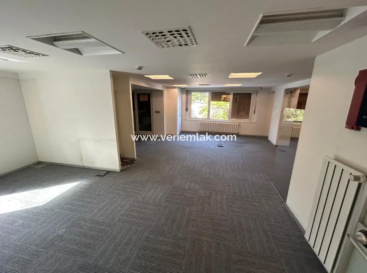 250 M² Prestigious Workplace For Rent On Alsancak Vasif Çinar Boulevard
