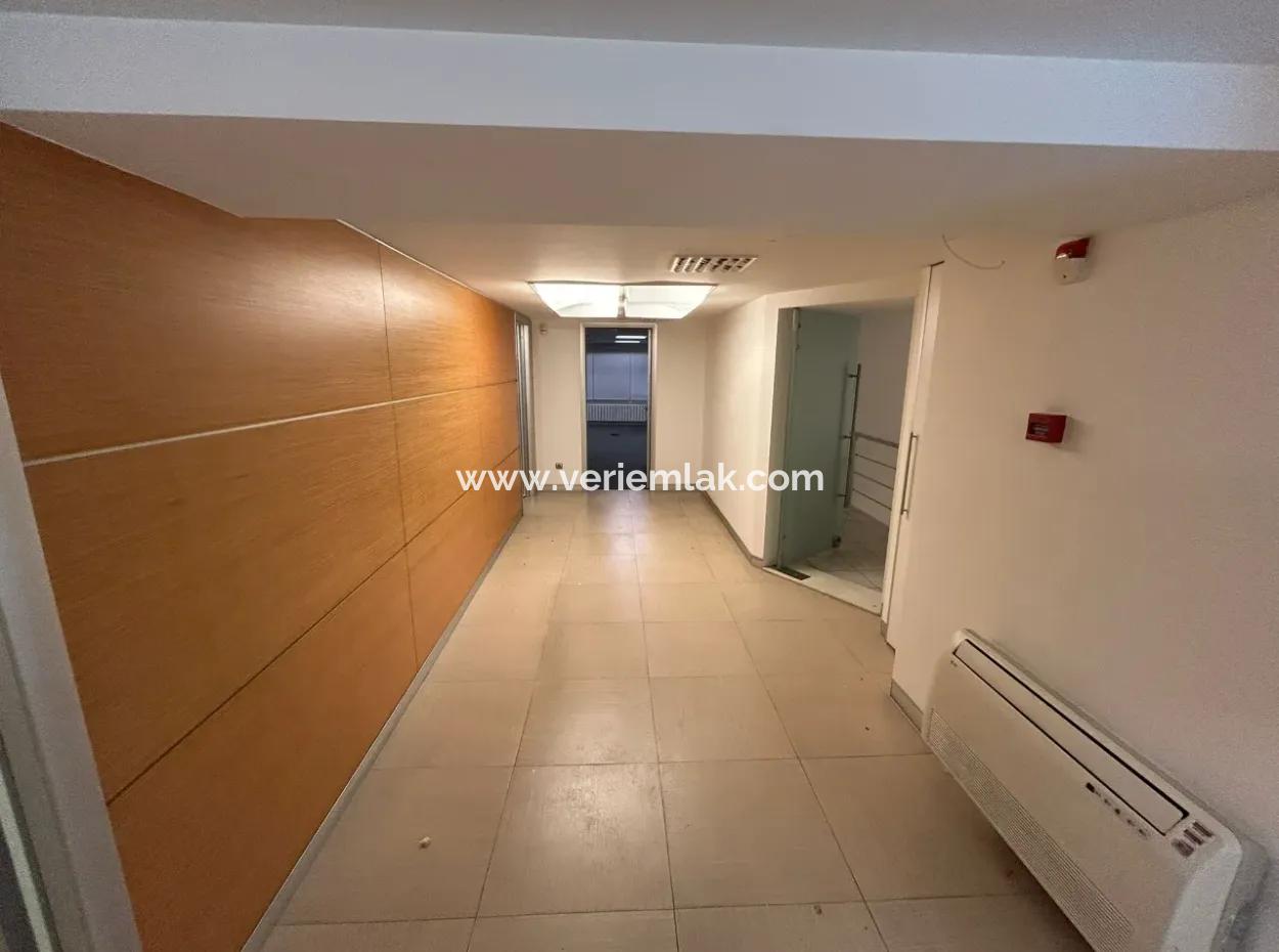 250 M² Prestigious Workplace For Rent On Alsancak Vasif Çinar Boulevard