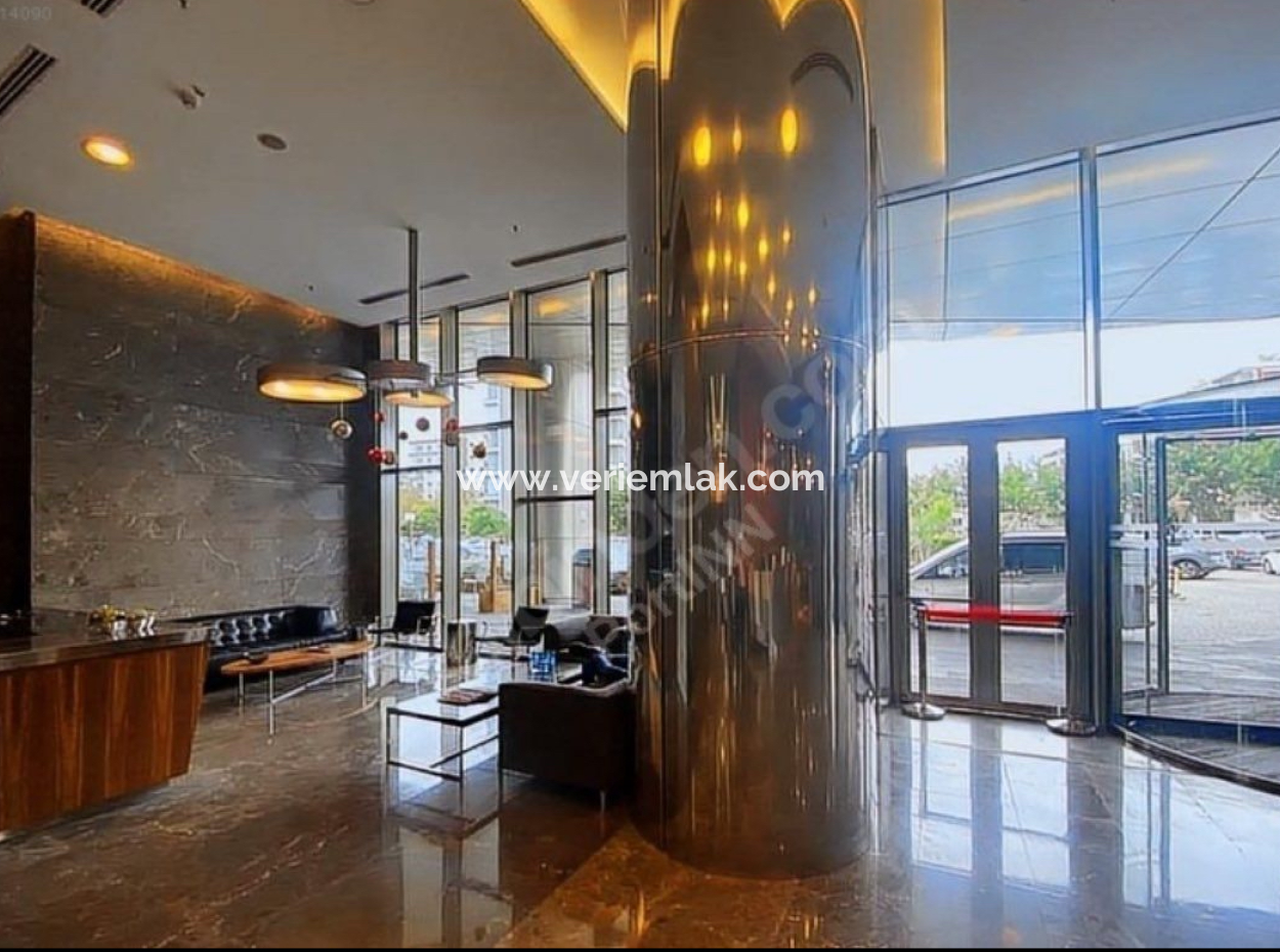 133 M2 Workplace For Rent With 2 1 Vat In Bayrakli Tower!