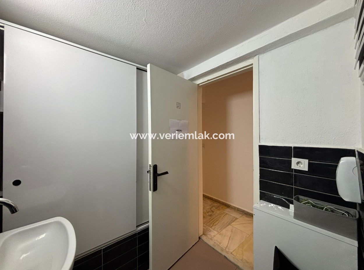 3 1 Free Workplace For Rent With Parking In Alsancak Kültür Neighborhood!