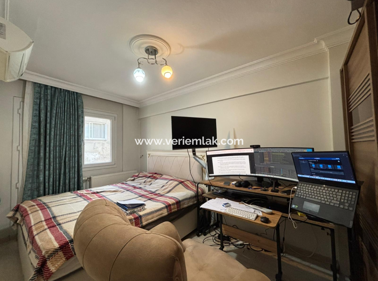 Alsancak Fair Front, Combi Boiler Well-Maintained 2 1 Furnished Flat For Rent!