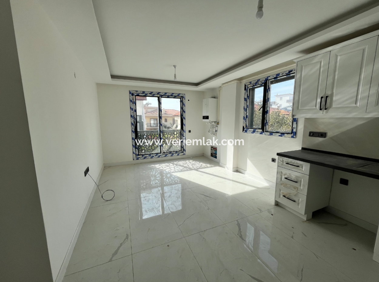 Seferihisar Çolakibrahim Bey Neighborhood – 2 1 New Flat Near The Stadium