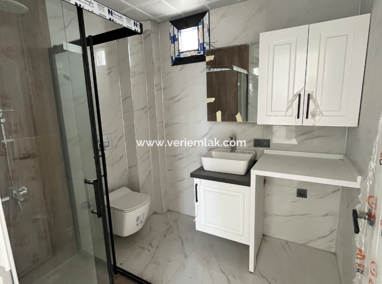 Seferihisar Çolakibrahim Bey Neighborhood – 2 1 New Flat Near The Stadium