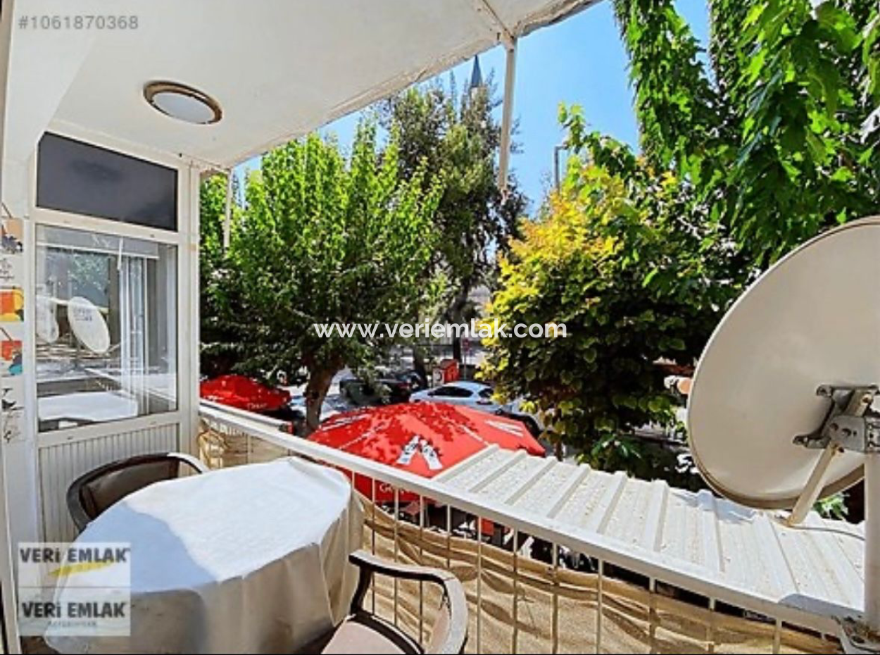 Apartment For Rent Near Alsancak Mosque 1St Floor 2 1 Air Conditioned Apartment With Elevator!
