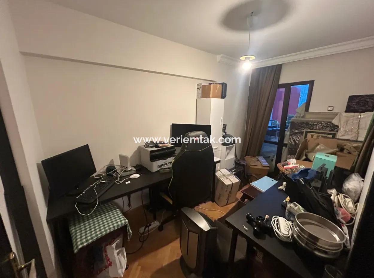Flat For Rent – Near Alsancak Private Ege Health Hospital 130M2