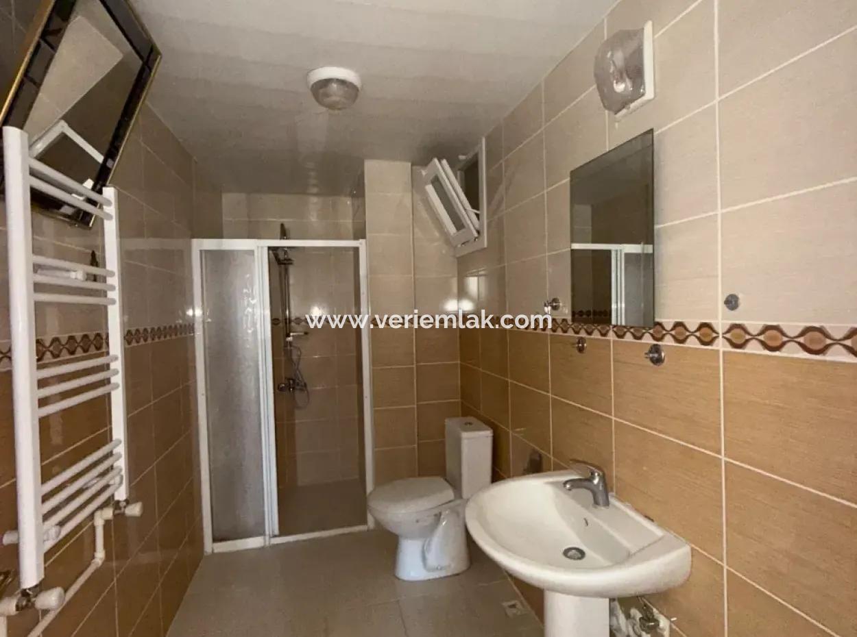 Seferihisar Izmir Street With Green Area Façade • For Sale 3 1 Flat