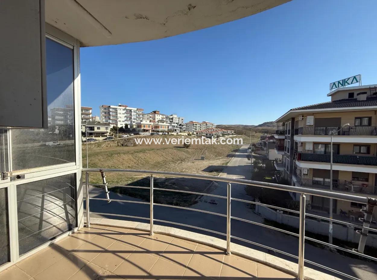 Seferihisar Izmir Street With Green Area Façade • For Sale 3 1 Flat