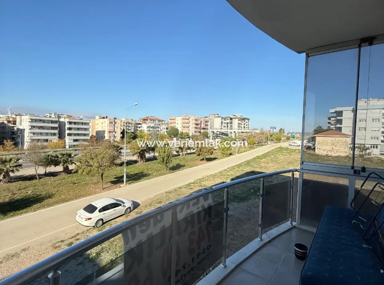 Seferihisar Izmir Street With Green Area Façade • For Sale 3 1 Flat