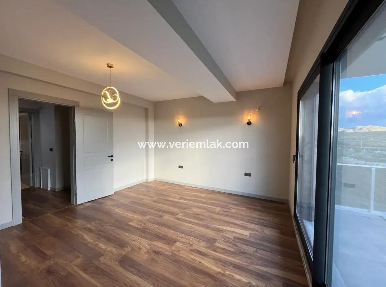 Seferihisar Bahçeşehir – Luxury Villa With Private Life Concept