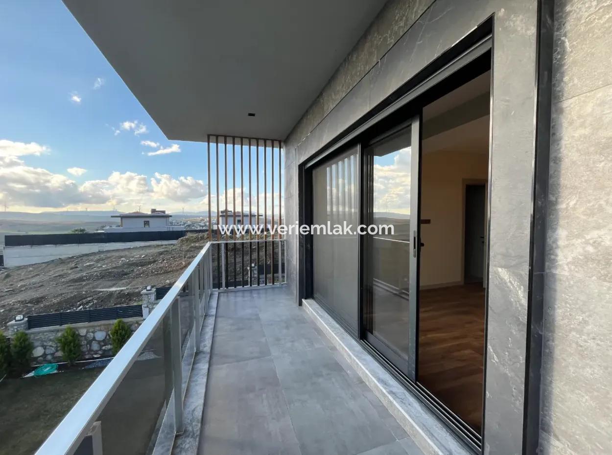 Seferihisar Bahçeşehir – Luxury Villa With Private Life Concept