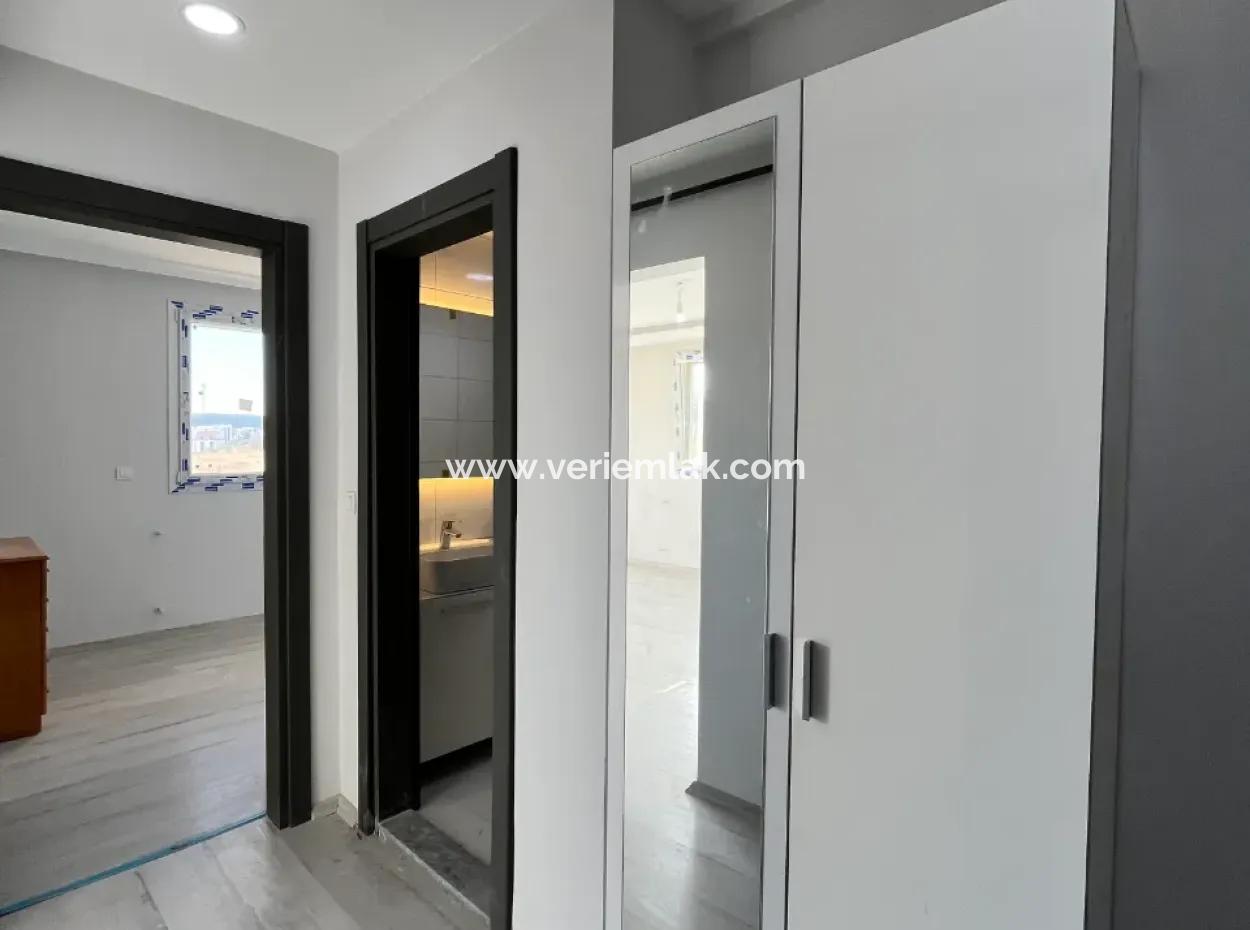 2 1 Garden Flat On Seferihisar Gözsüzler Street