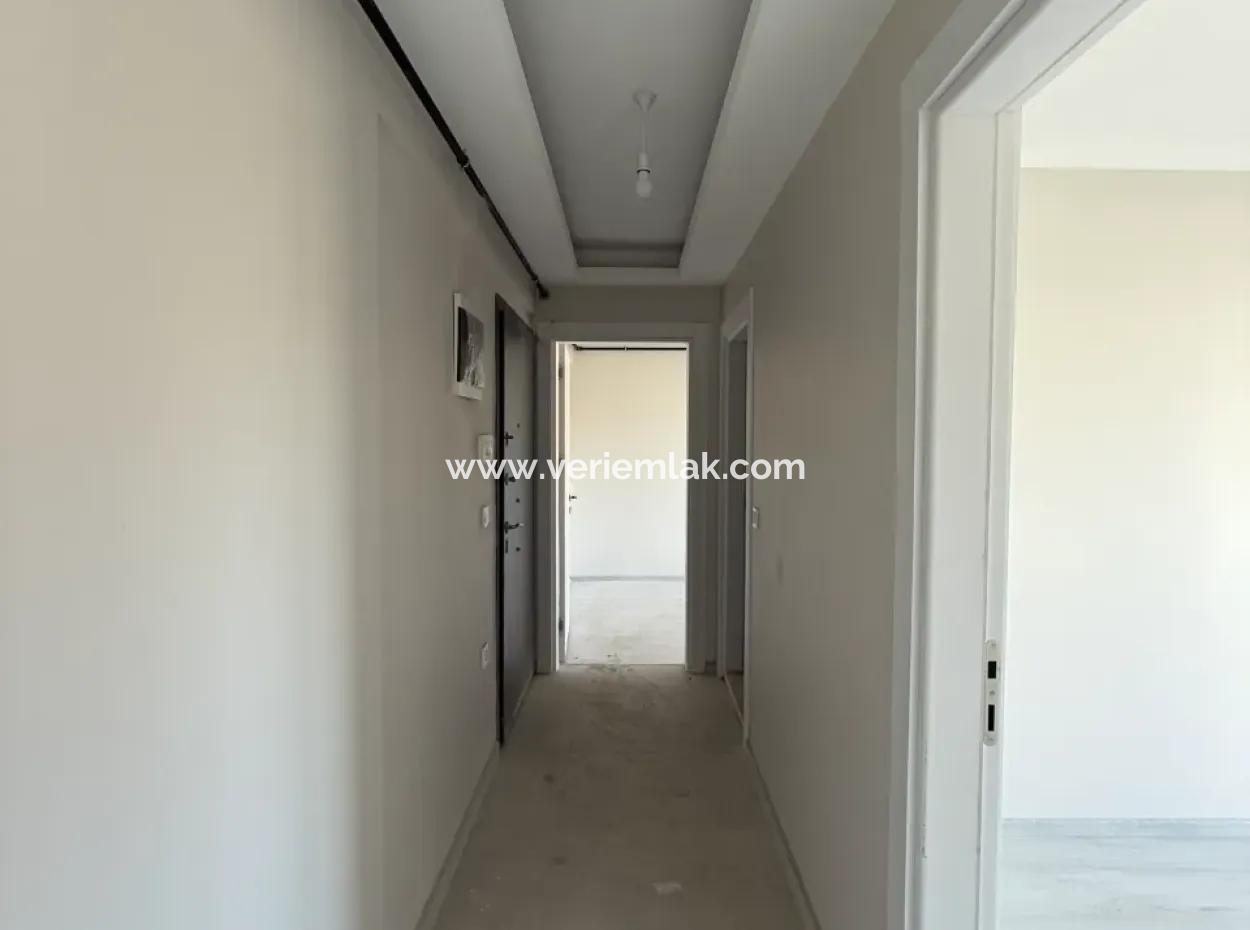 2 1 Flat For Sale In Seferihisar Camikebir – İzmir Street