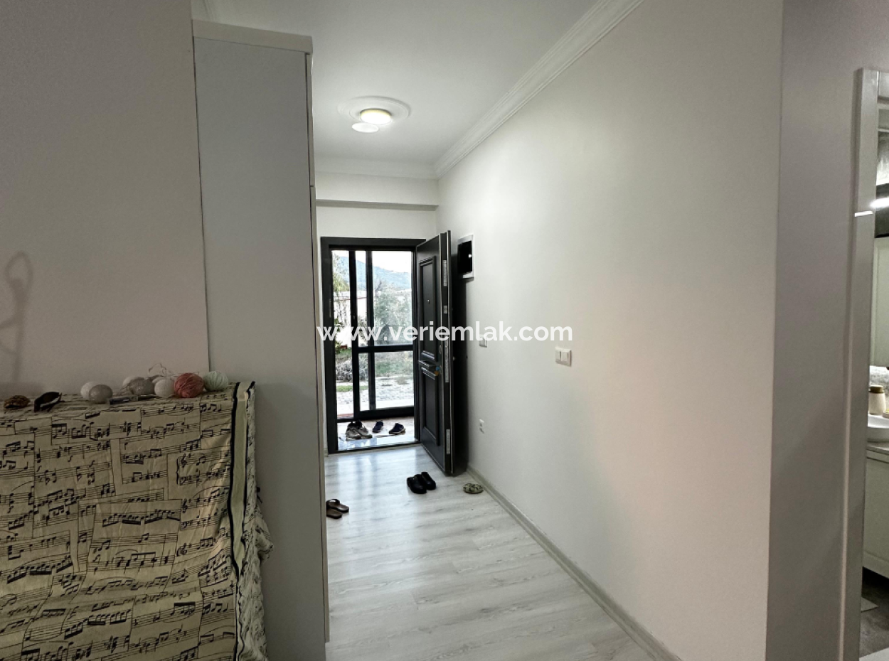 Detached House For Sale In A 2200 M2 Tangerine Garden In Seferihisar Düzce Neighborhood