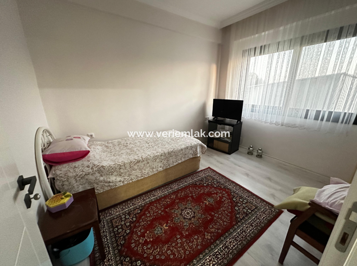 Detached House For Sale In A 2200 M2 Tangerine Garden In Seferihisar Düzce Neighborhood