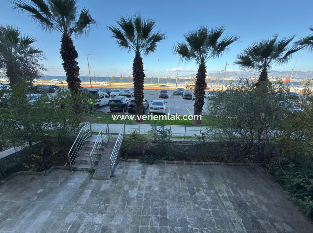 3 1 Middle Floor Mansion Flat With Large Balcony In Küçükyali