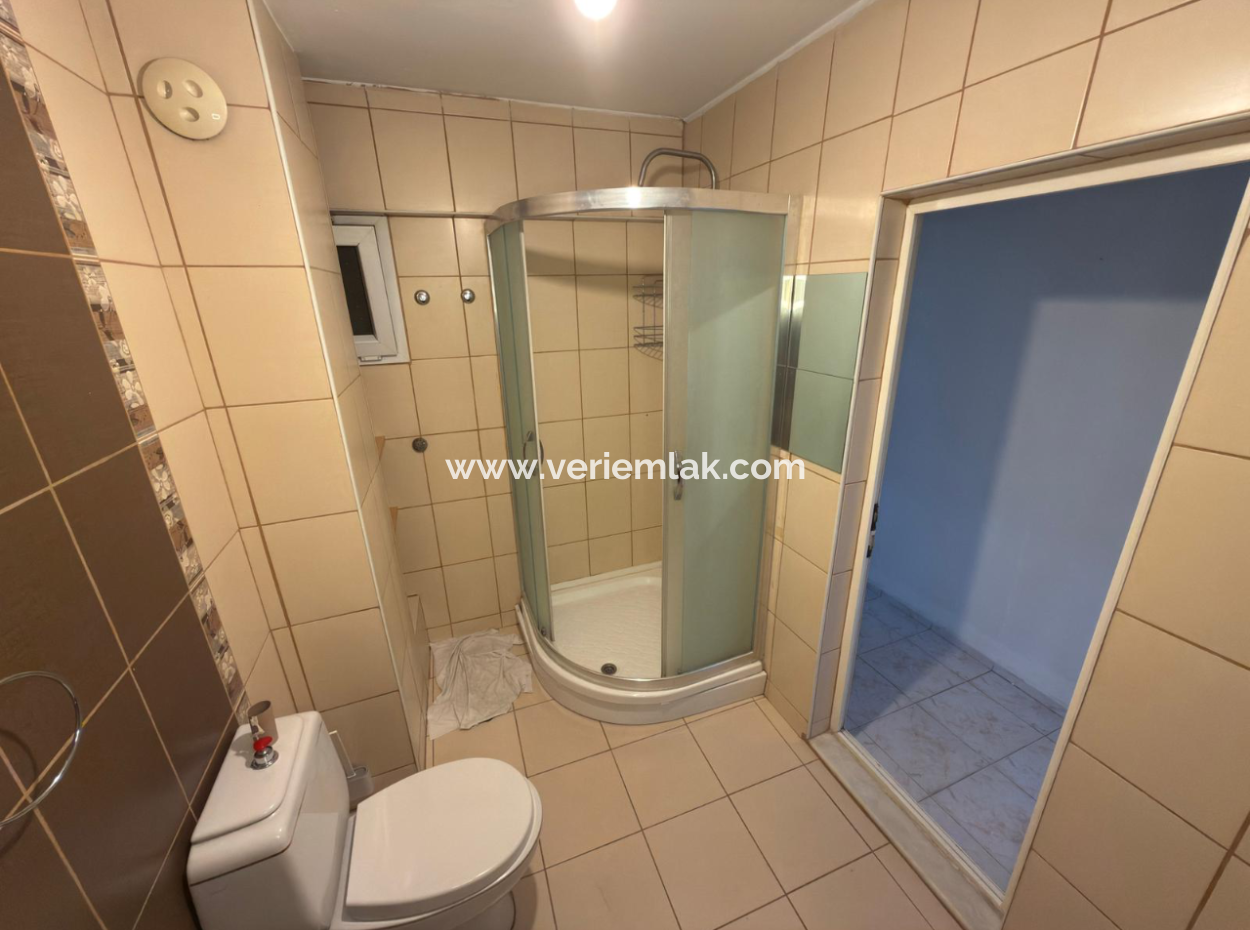 3 1 Middle Floor Mansion Flat With Large Balcony In Küçükyali