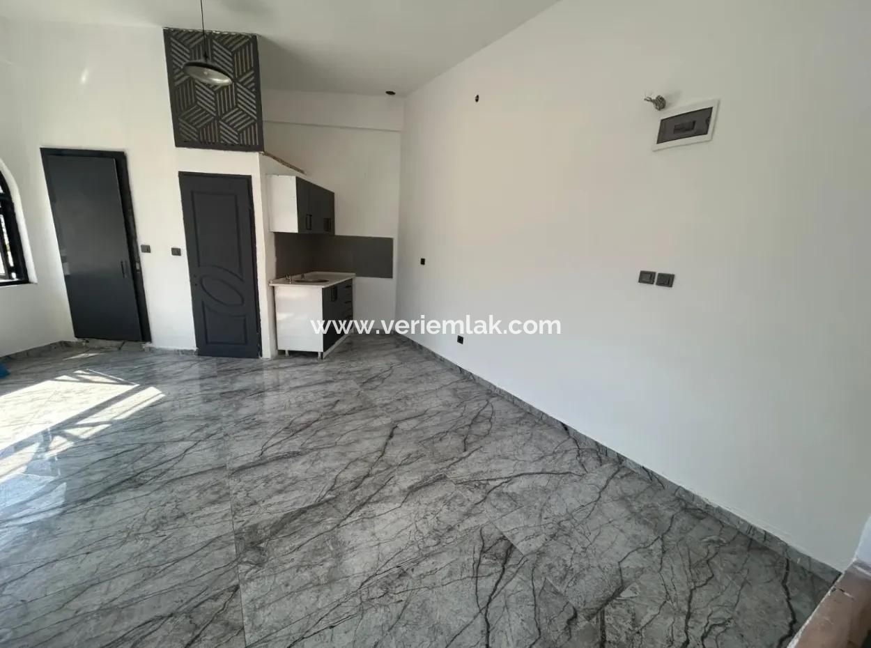 Corner Shop Near Gazi Hospital With 3 Facades, Free Of Charge