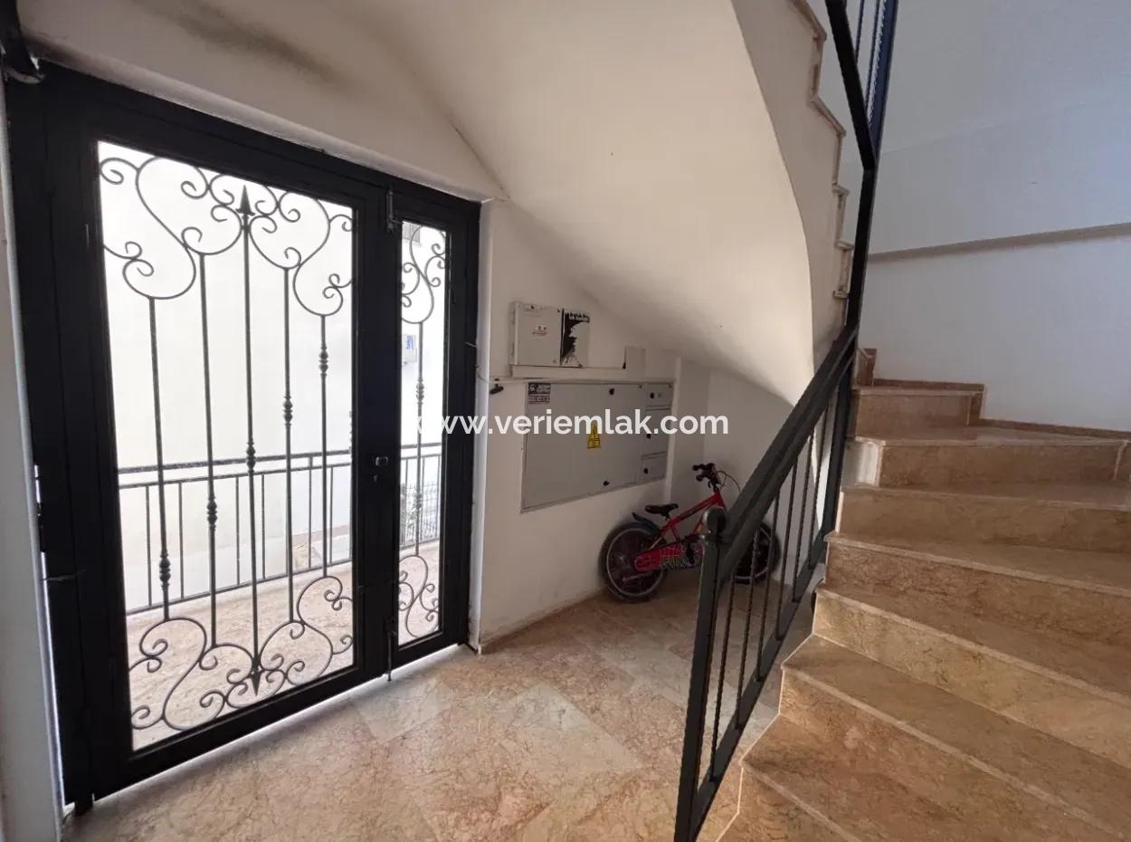 3 1 Spacious Flat In Seferihisar Camikebir