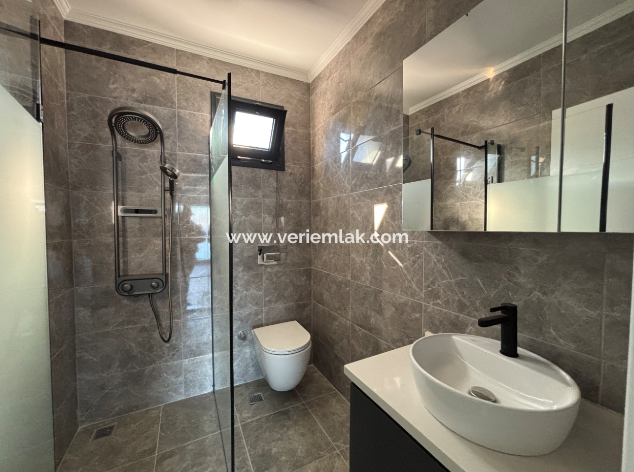 Lebiderya Detached Villa For Sale In Seferihisar Akarca