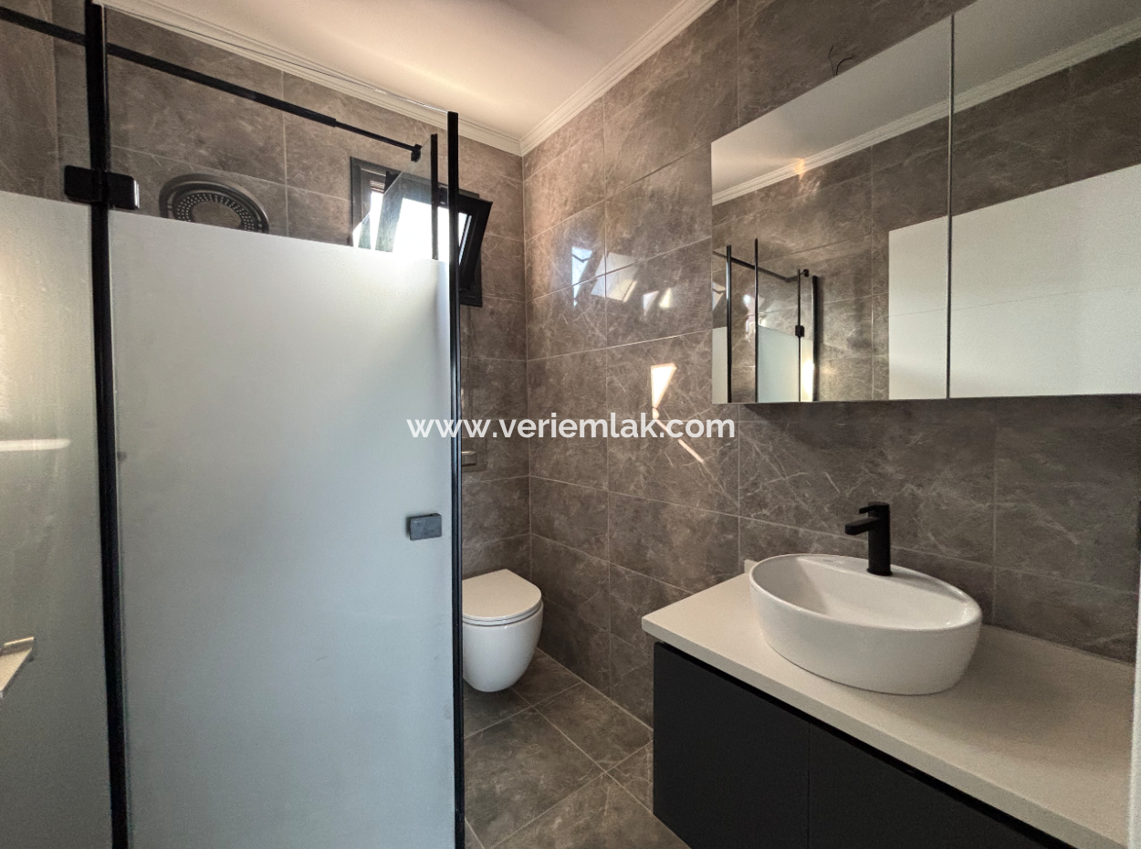 Lebiderya Detached Villa For Sale In Seferihisar Akarca